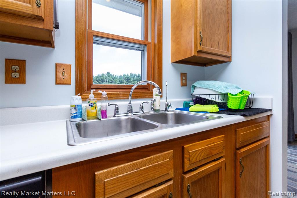 4951 Laur Road, North Branch, MI 48461 — Photo 16