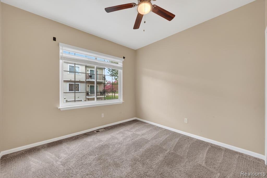 43027 Strand Drive, Sterling Heights, MI 48313 — Photo 17