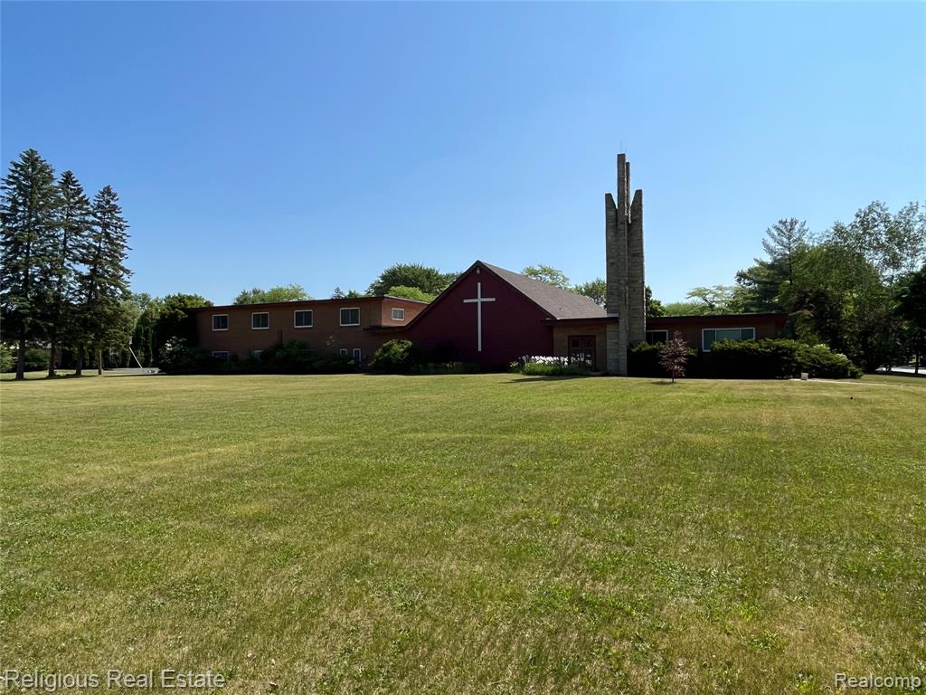 1717 E Sugnet Road, Midland, MI 48642 — Photo 13