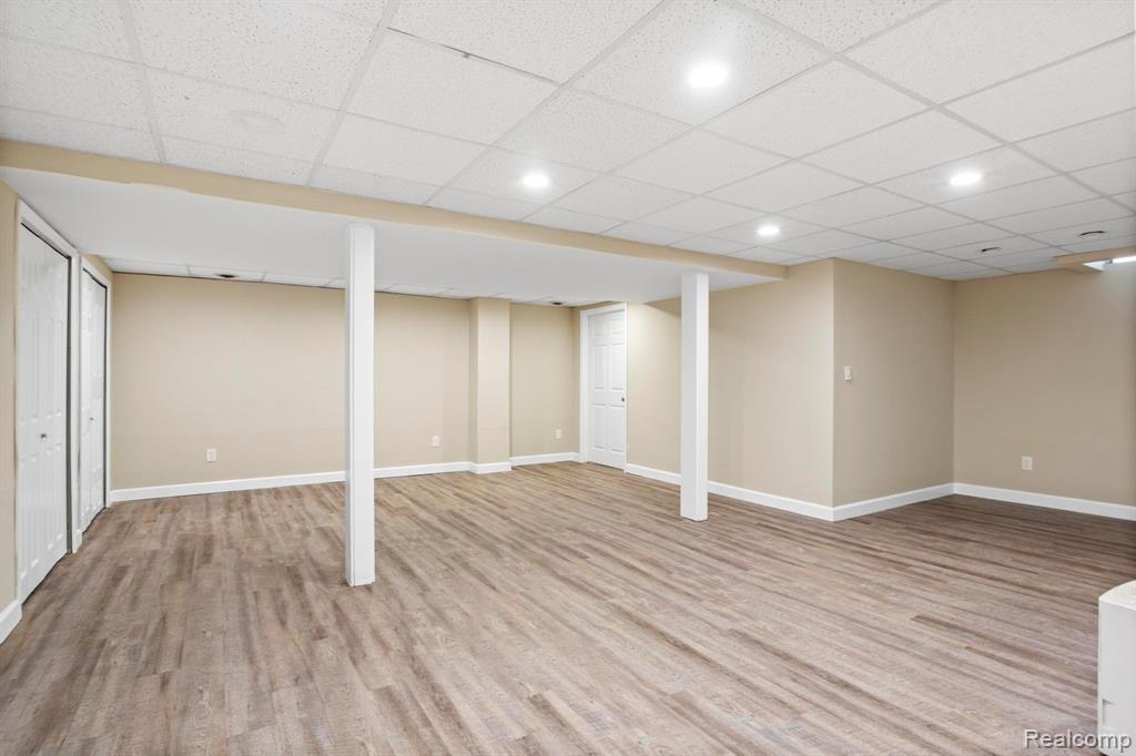 1709 Weyhill Drive, Wixom, MI 48393 — Photo 23