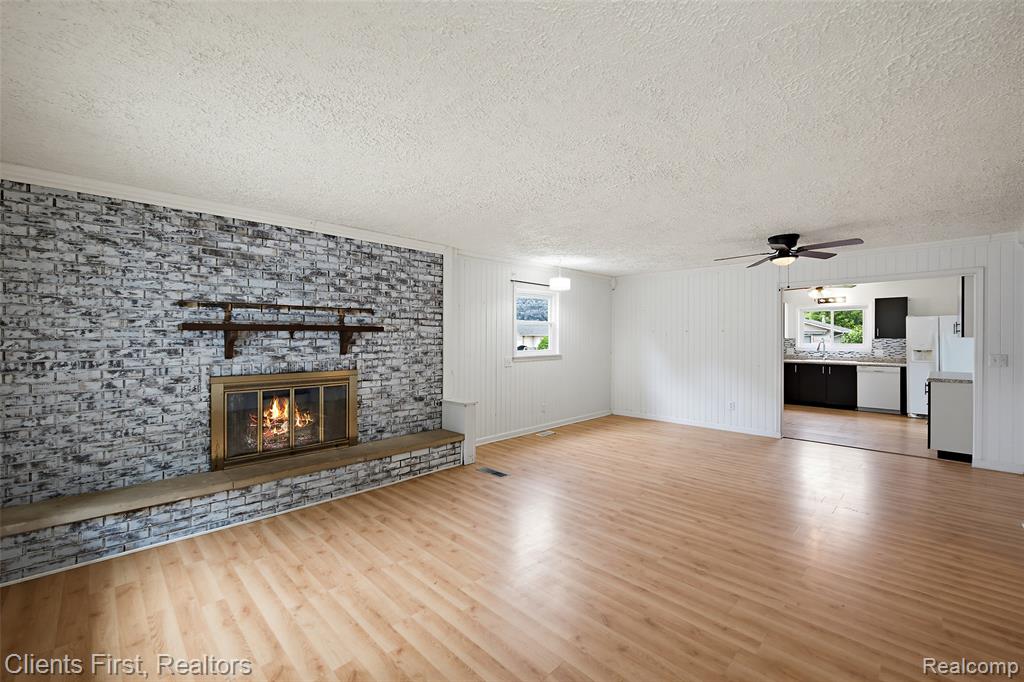 840 Saint James Street, Marysville, MI 48040 — Photo 22