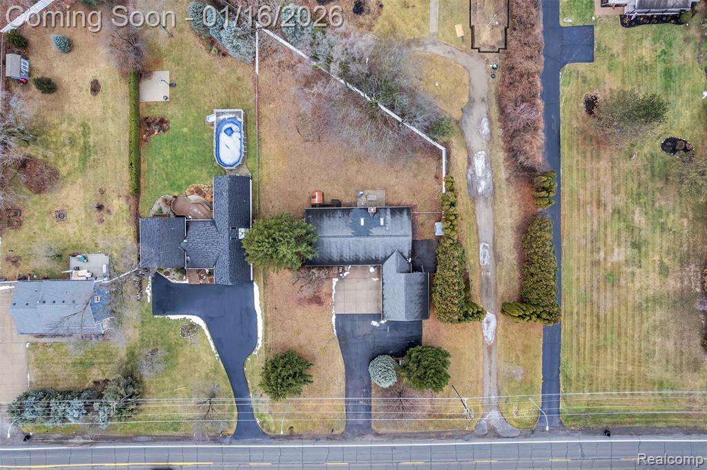 9035 Farmington Road, Livonia, MI 48150 — Photo 71