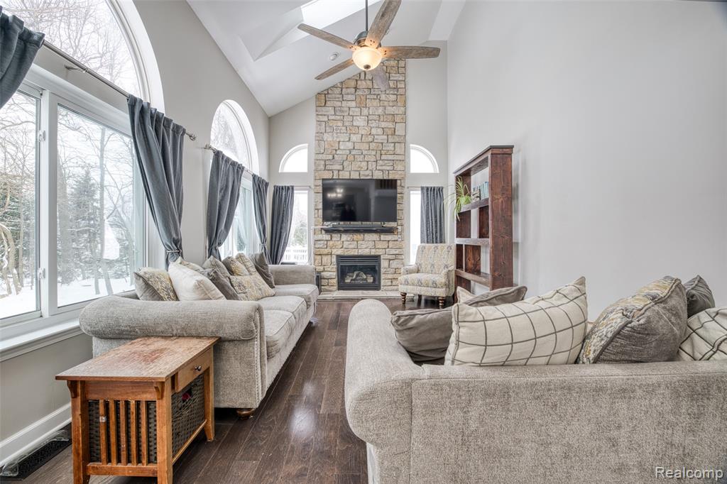 1564 Chelsea Circle, Howell, MI 48843 — Photo 3