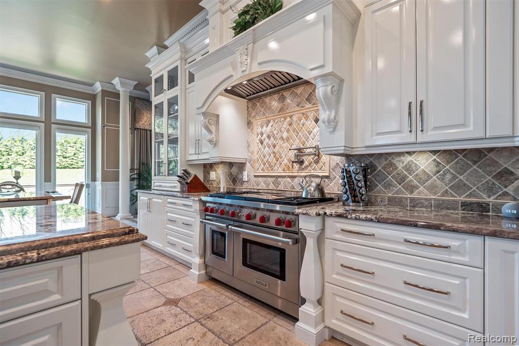 6608 Minnow Pond Drive, West Bloomfield, MI — Photo 14