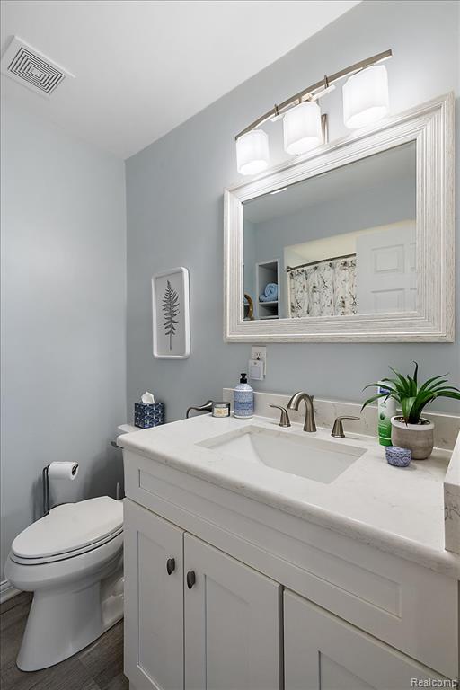 9050 Marilyn Terrace, Commerce Twp, MI 48382 — Photo 38