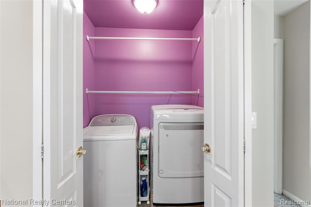 6276 N Shore Drive, West Bloomfield, MI 48324 — Photo 33