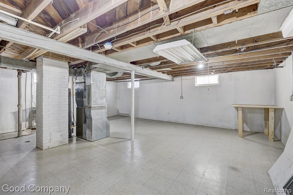 967 E Shevlin Avenue, Hazel Park, MI 48030 — Photo 19