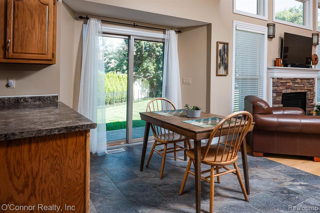 940 Covington Court, Marysville, MI 48040 — Photo 10