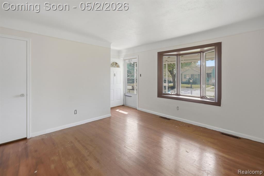 27540 KAUFMAN Street, Roseville, MI 48066 — Photo 4