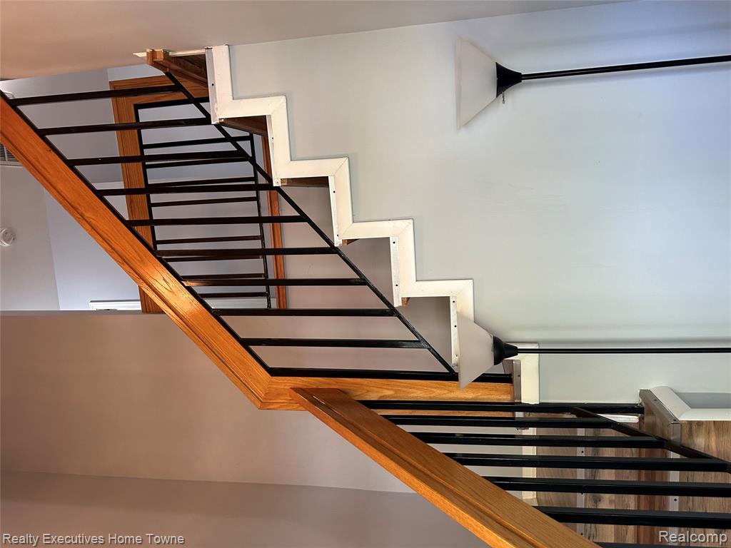 5816 PINE AIRES Drive, Sterling Heights, MI 48314 — Photo 25