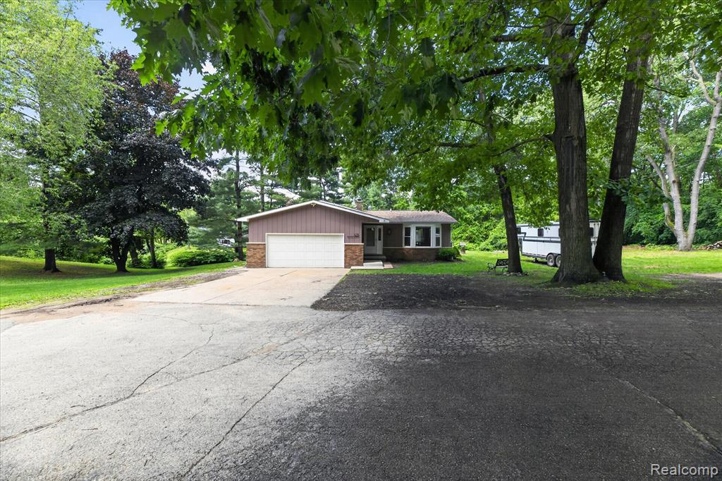 423 Sunset, White Lake, MI 48383 — Photo 7