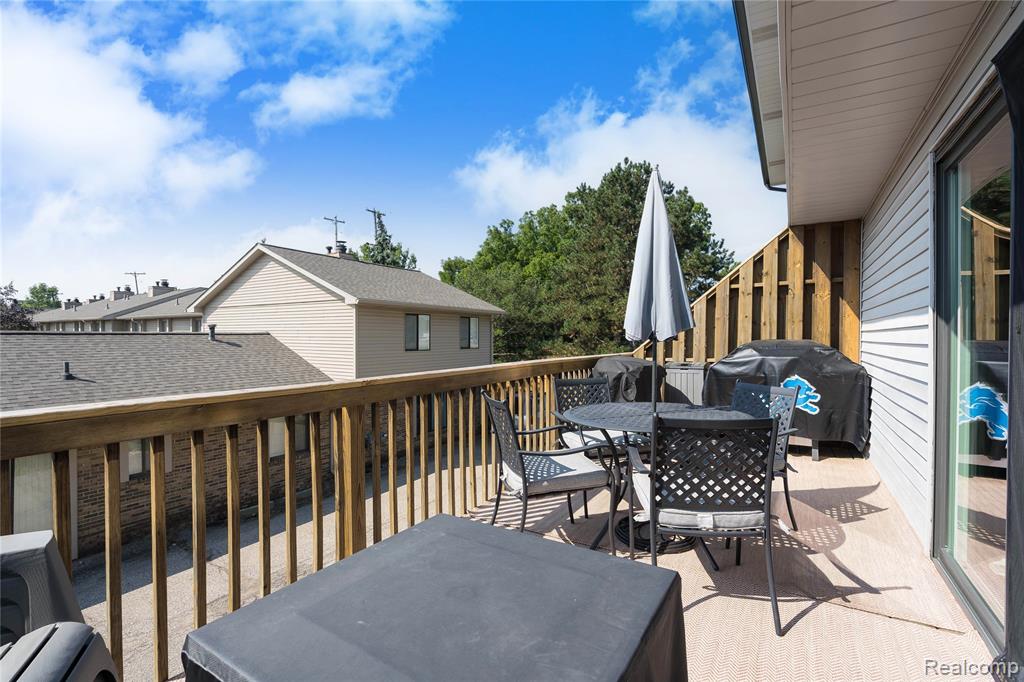 8495 Pepper Ridge Drive, Grand Blanc, MI 48439 — Photo 33