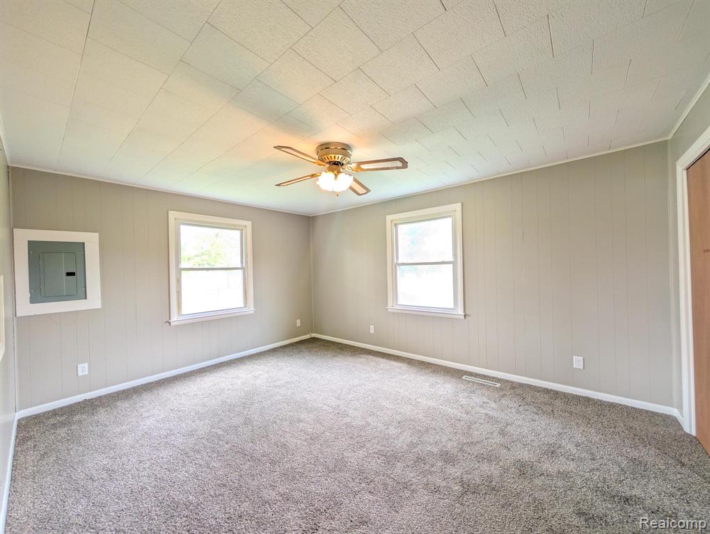 7032 Neff Road, Mount Morris, MI 48458 — Photo 10
