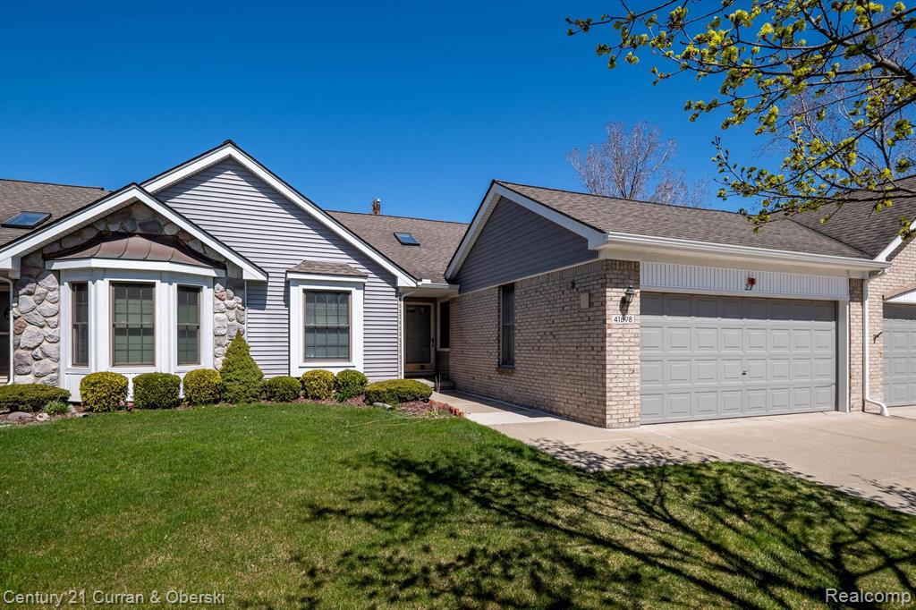 41898 RIVERWOOD Court, Canton, MI 48187 — Photo 2