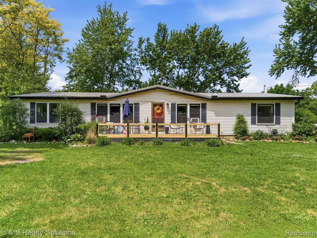 60455 Bates Road, New Haven, MI 48048 — Photo 2