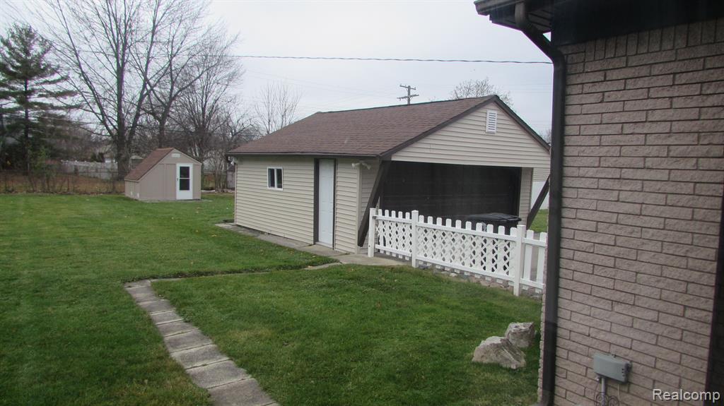 17486 POPLAR Street, Riverview, MI 48193 — Photo 28