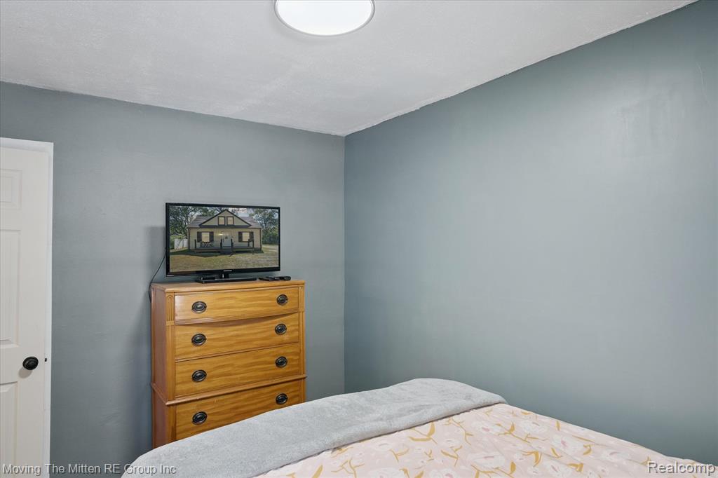 46695 Ayres Avenue, Belleville, MI 48111 — Photo 26