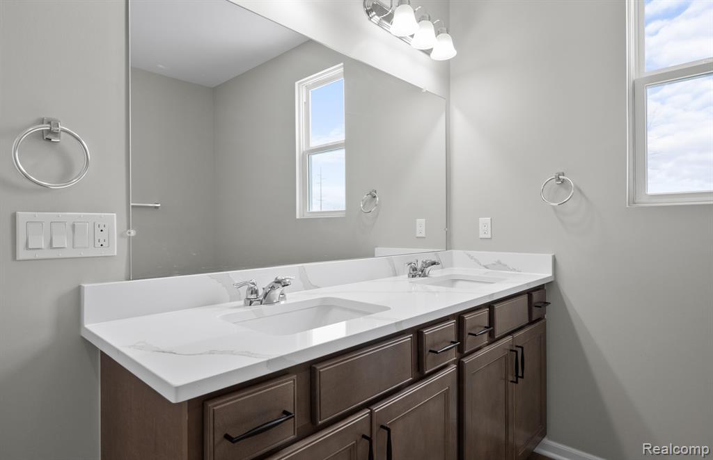50696 Crusader Drive, Macomb, MI 48042 — Photo 10
