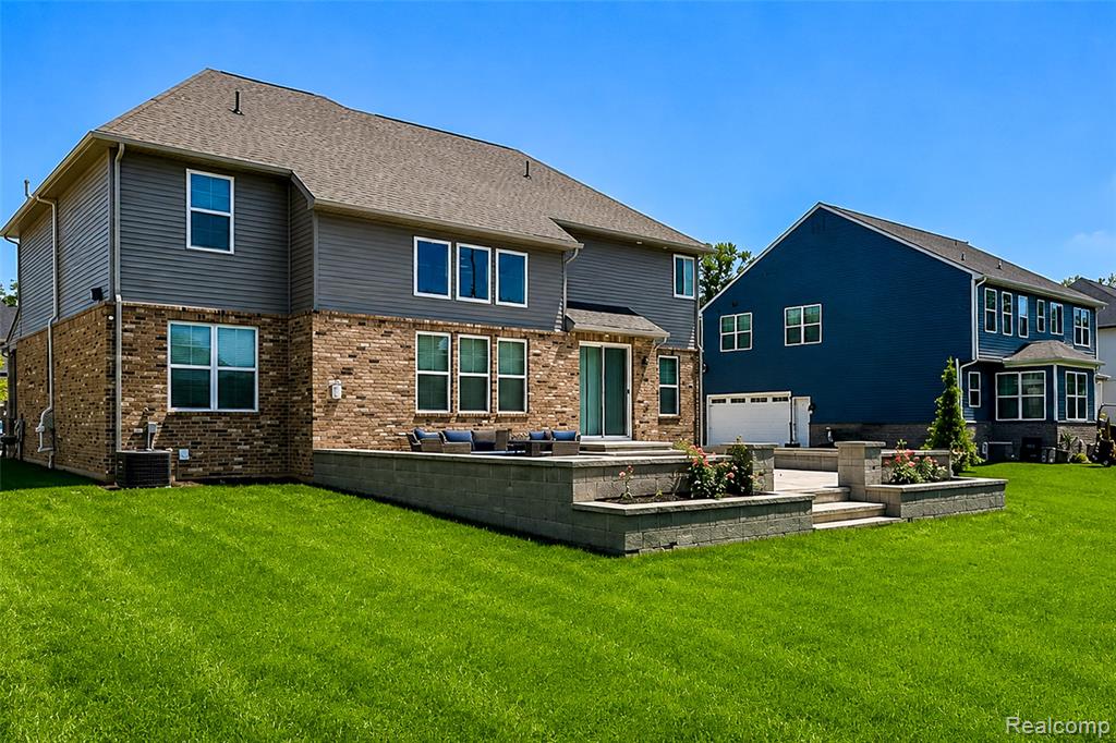 640 Allegheny Drive, South Lyon, MI 48178 — Photo 72