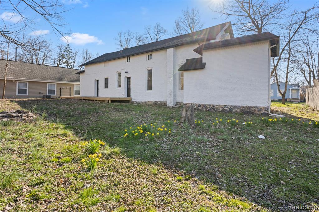 9 S WEST Street, Hillsdale, MI 49242 — Photo 9