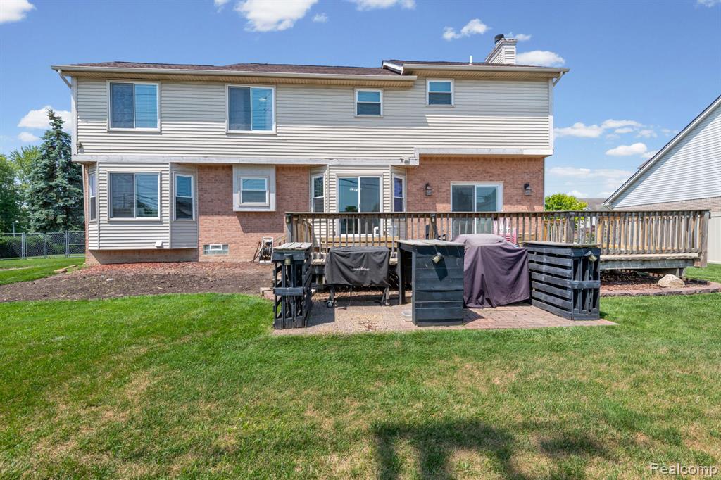 24909 Foxmoor Boulevard, Trenton, MI 48183 — Photo 7