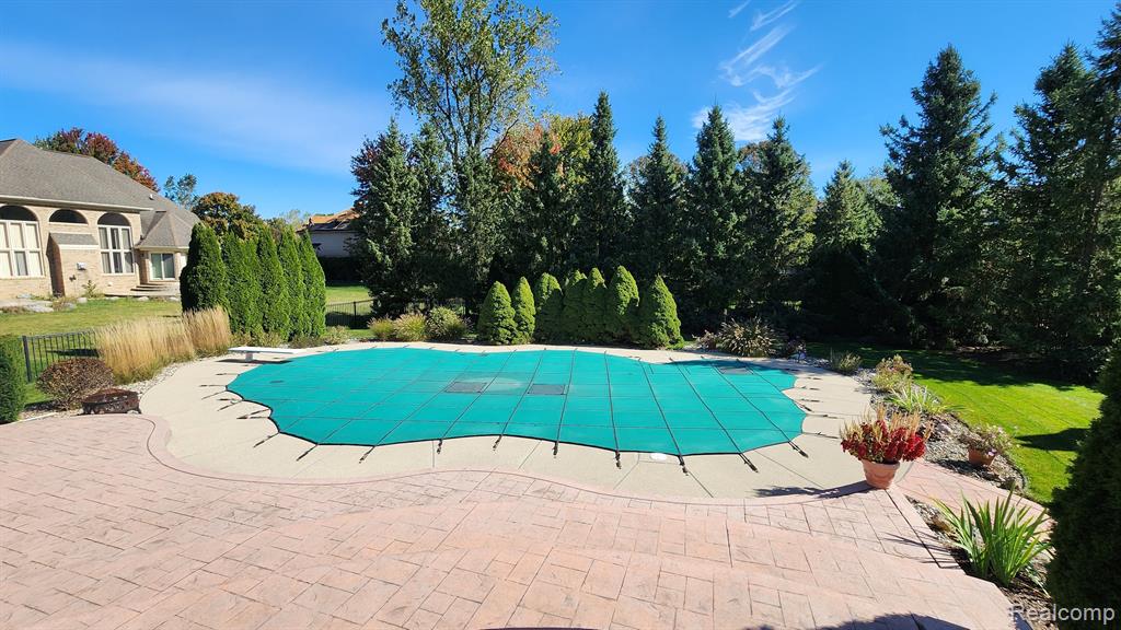 49828 SHELBY CREEK Drive, Shelby Twp, MI 48317 — Photo 60