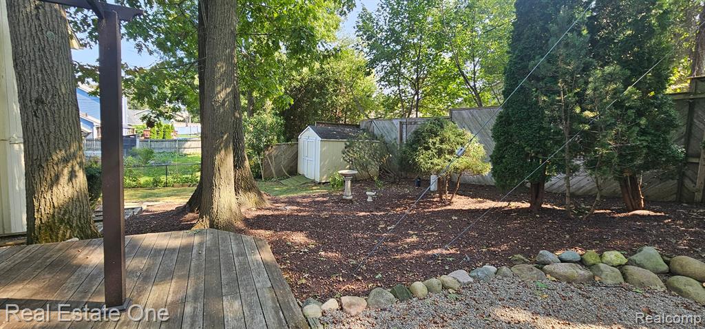 961 Abbey Lane, Milford, MI 48381 — Photo 28