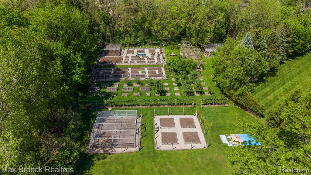 4785 Dow Ridge Road, Orchard Lake Village, MI 48324 — Photo 7