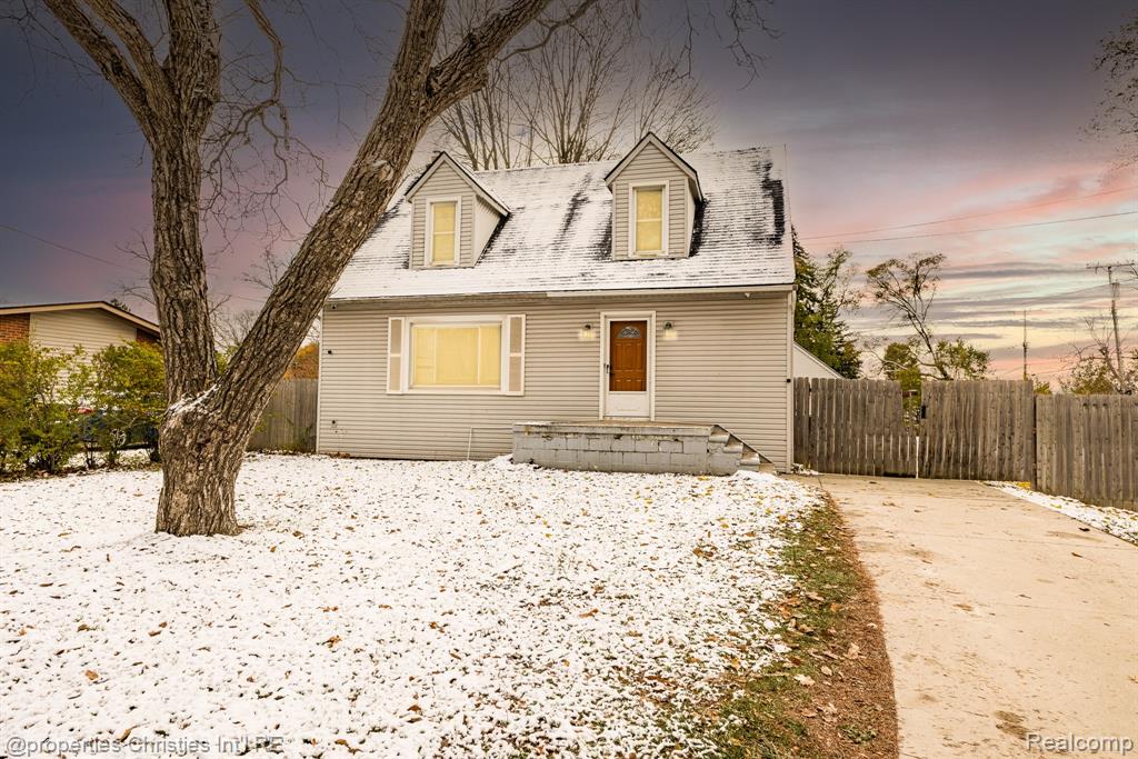 8056 Dawn Drive, Sterling Heights, MI 48314 — front exterior