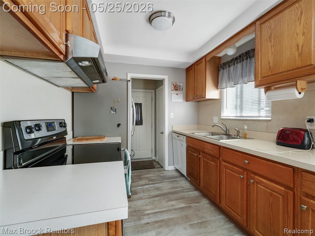 11456 Hanford Drive, Warren, MI 48093 — Photo 12