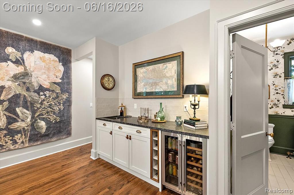 31505 Kennoway Court, Beverly Hills, MI 48025 — Photo 11
