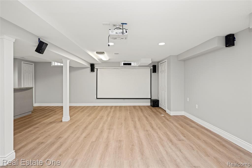 4648 Pond Run, Canton, MI 48188 — Photo 34