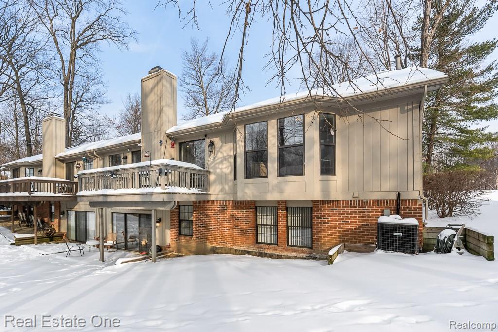7086 Danbrooke Court, West Bloomfield, MI — Photo 2