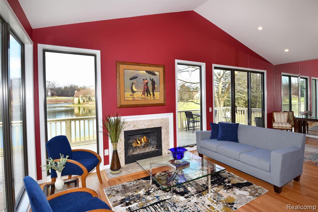 527 Newburne Pointe, 19, Bloomfield Hills, MI 48304 — Photo 7