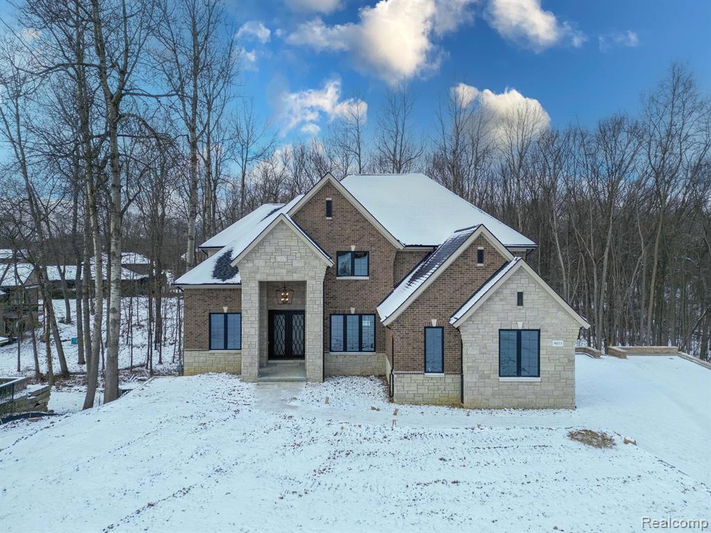 9033 DEERWOOD Road, Clarkston, MI 48348 — Photo 2