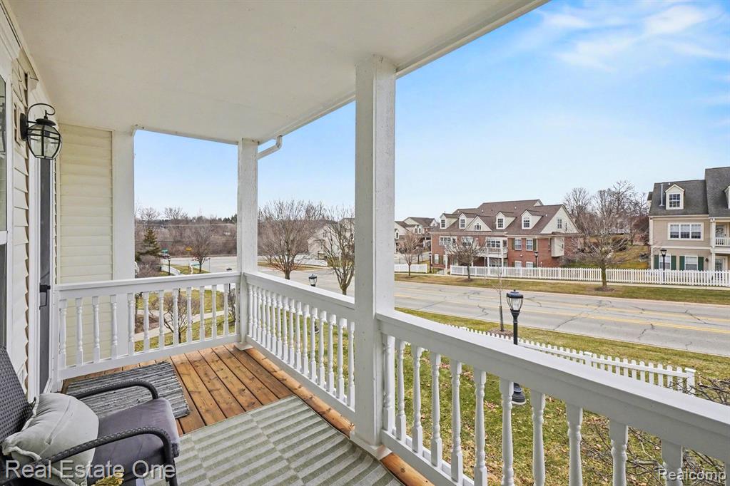 686 W Bluff Court, 23, Rochester Hills, MI 48307 — Photo 34