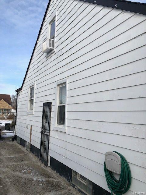 7270 HEYDEN Street, Detroit, MI 48228 — Photo 3