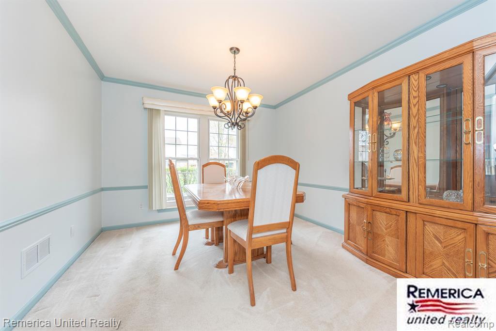 46206 LARCHMONT Drive, Canton, MI 48187 — Photo 21