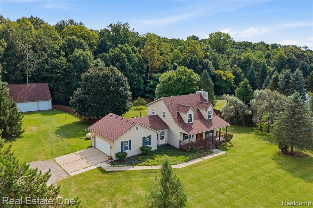 242 Darvale Drive, Howell, MI 48843