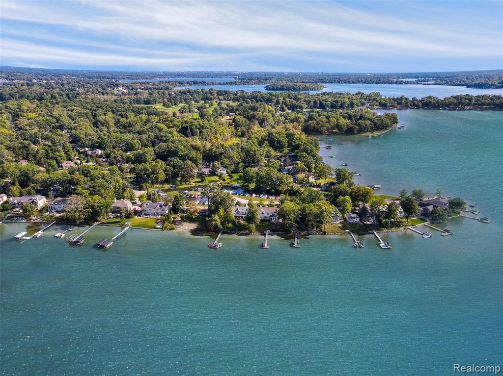 3800 Lakeview Boulevard, Orchard Lake Village, MI 48324 — Photo 40