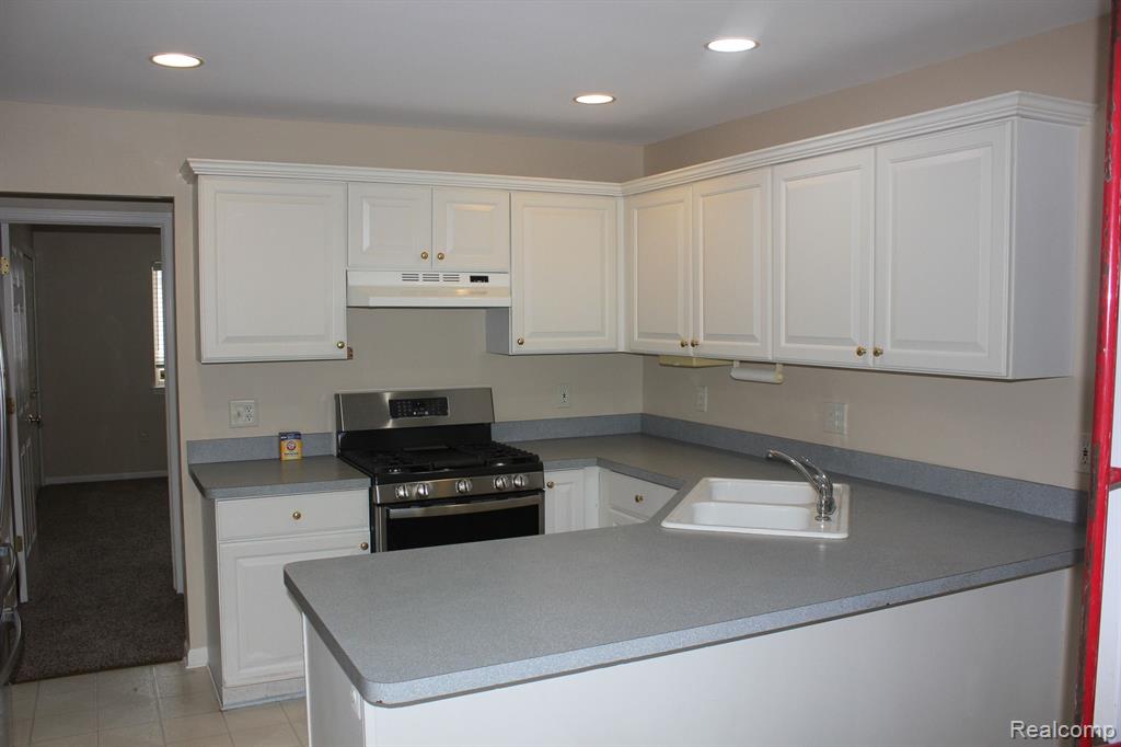 41205 CHANCELLOR, Clinton Twp, MI 48038 — Photo 18