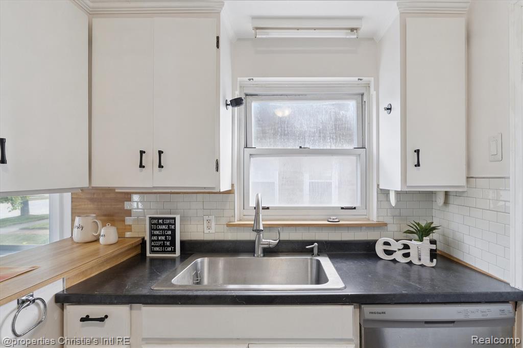 6642 Shenandoah Avenue, Allen Park, MI 48101 — Photo 10