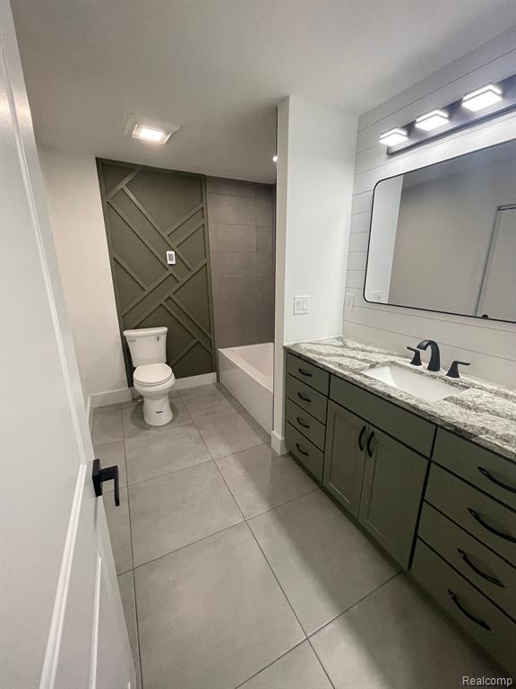 6560 NORTON Drive, Troy, MI 48085 — Photo 16