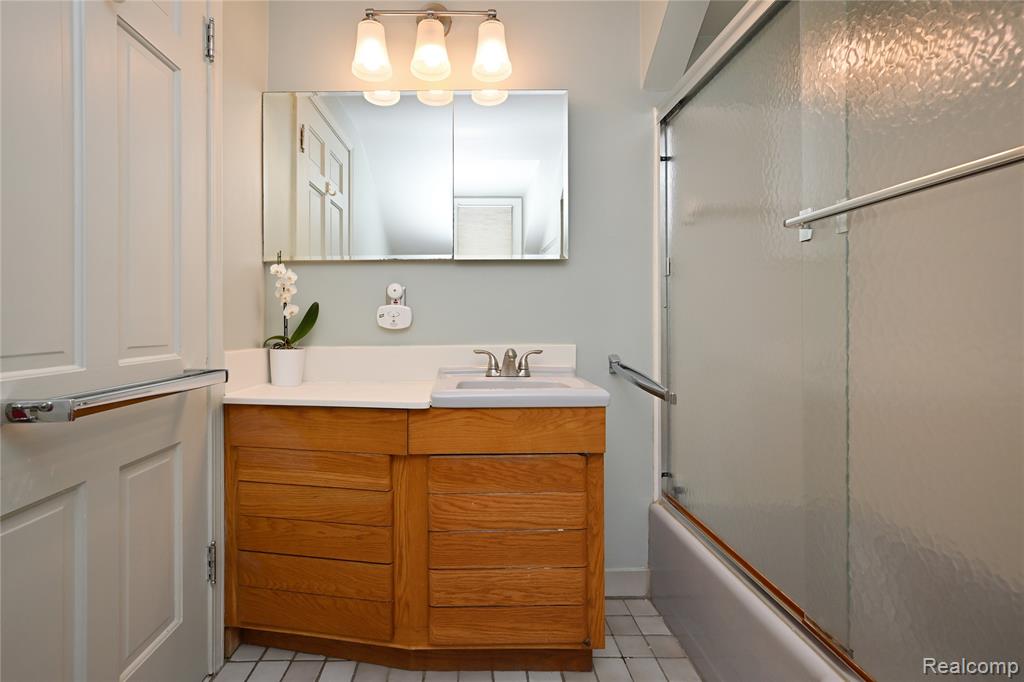 465 Kimberly Street, Birmingham, MI 48009 — Photo 23