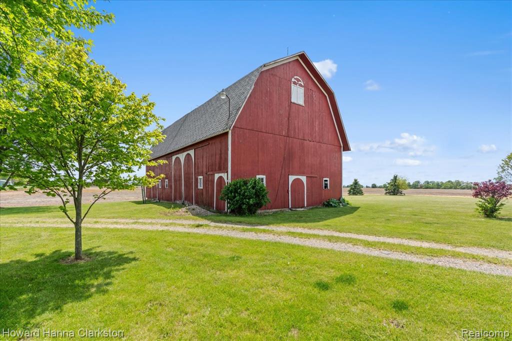 7247 N State Road, Owosso, MI 48867 — Photo 34