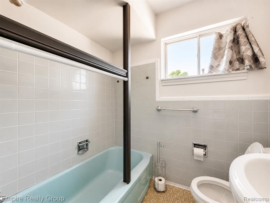 905 N Esplanade Street, Mount Clemens, MI 48043 — Photo 30