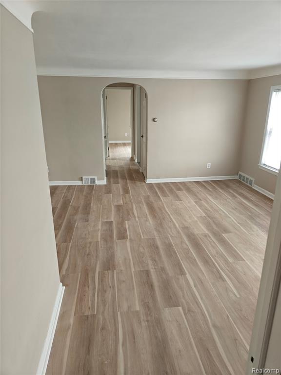 8030 Central, Center Line, MI 48015 — Photo 2