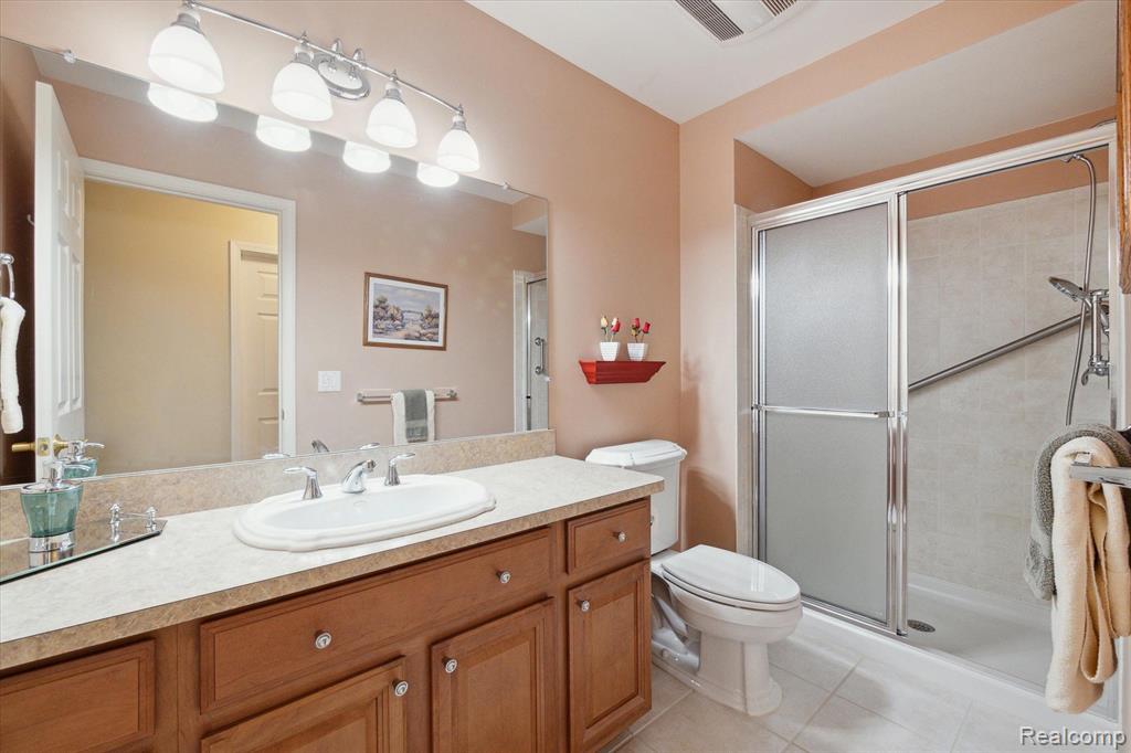 40627 LENOX PARK Drive, Novi, MI 48377 — Photo 14