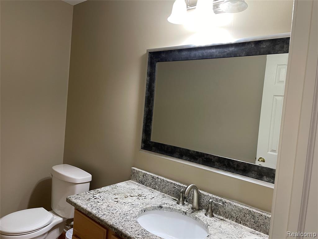 4765 Woodbine Circle S, West Bloomfield, MI 48323 — Photo 36
