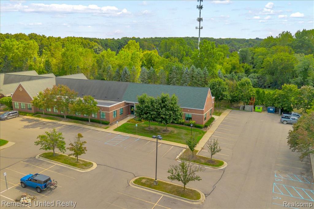 1050 Corporate Office Drive, Milford, MI 48381 — Photo 39